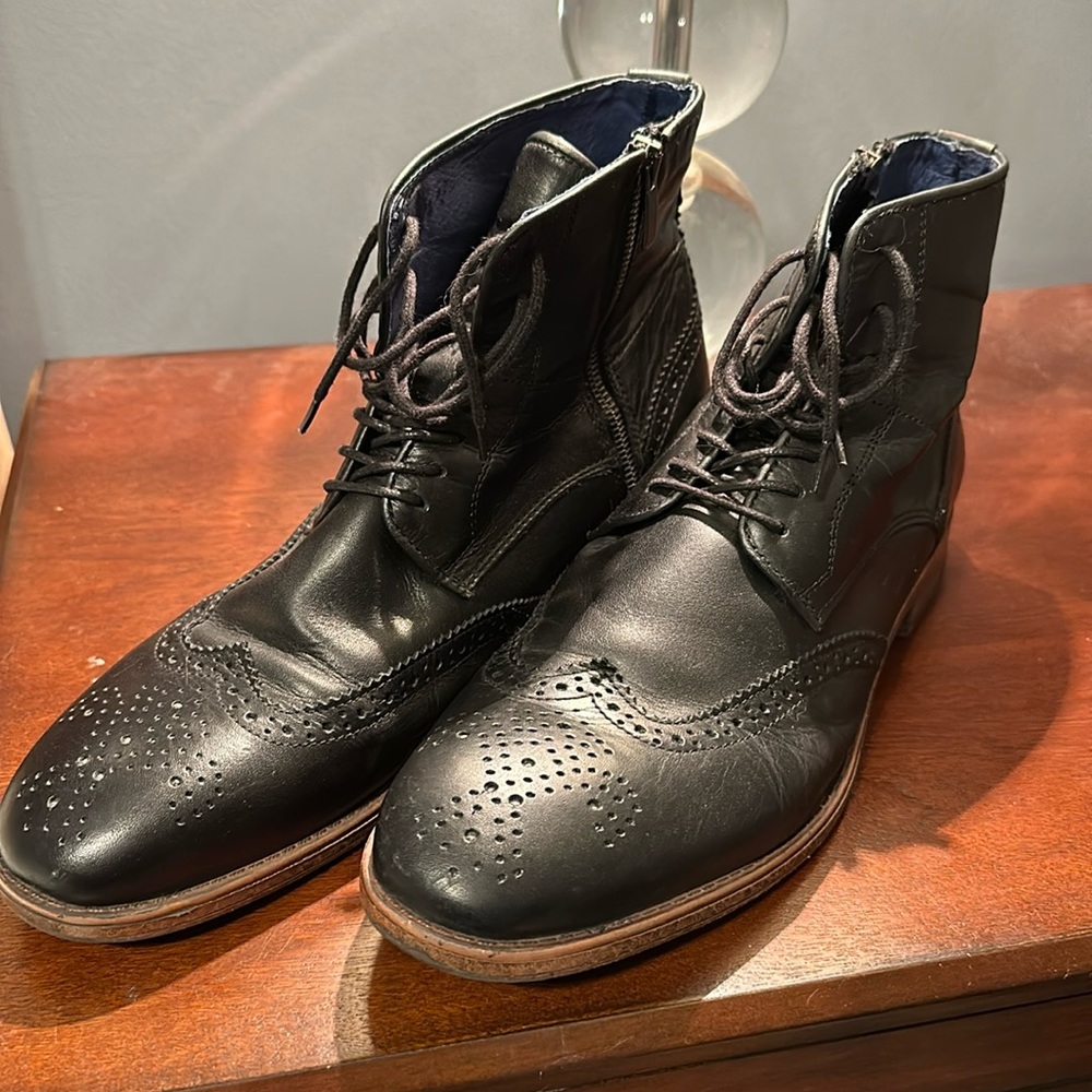 Dune London Size 13M/46 in great condition. Black leather upper.